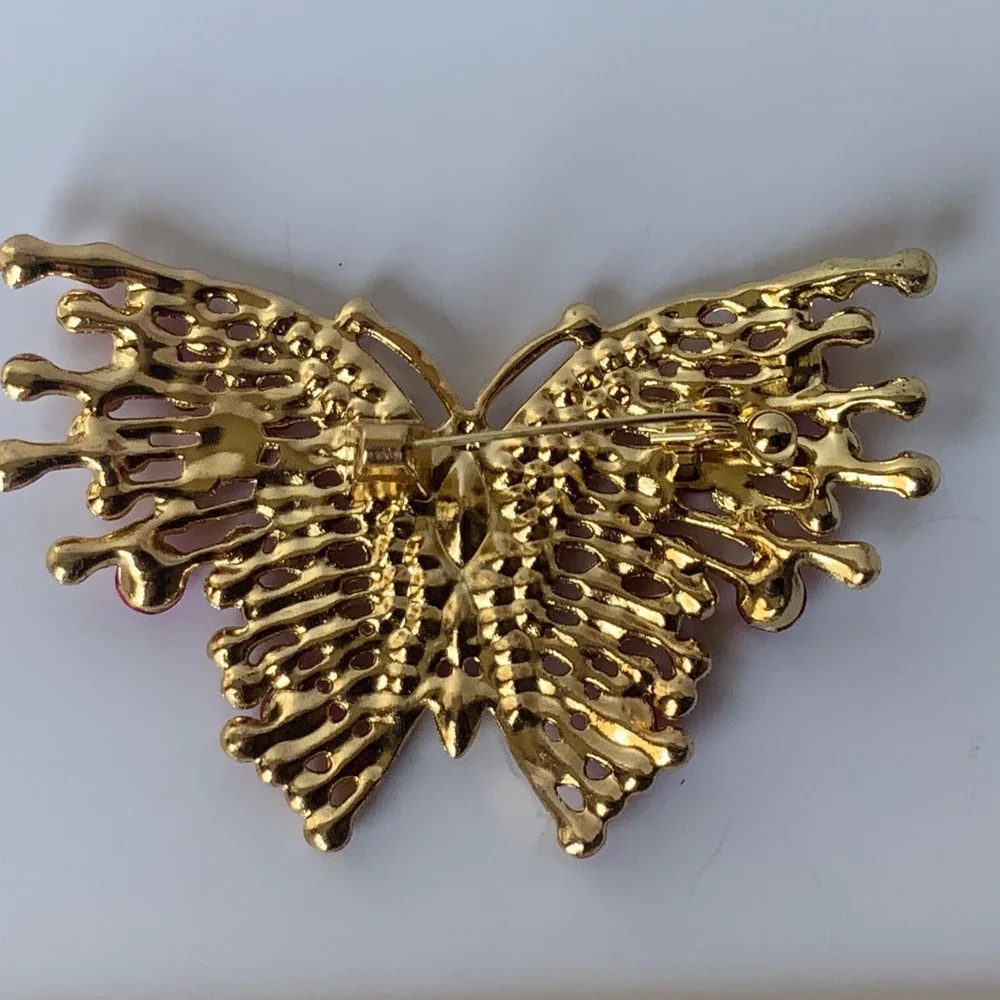 Large Sparkling Fuchsia & Red Crystal Butterfly Brooch Pin Gold Tone Gift Bag